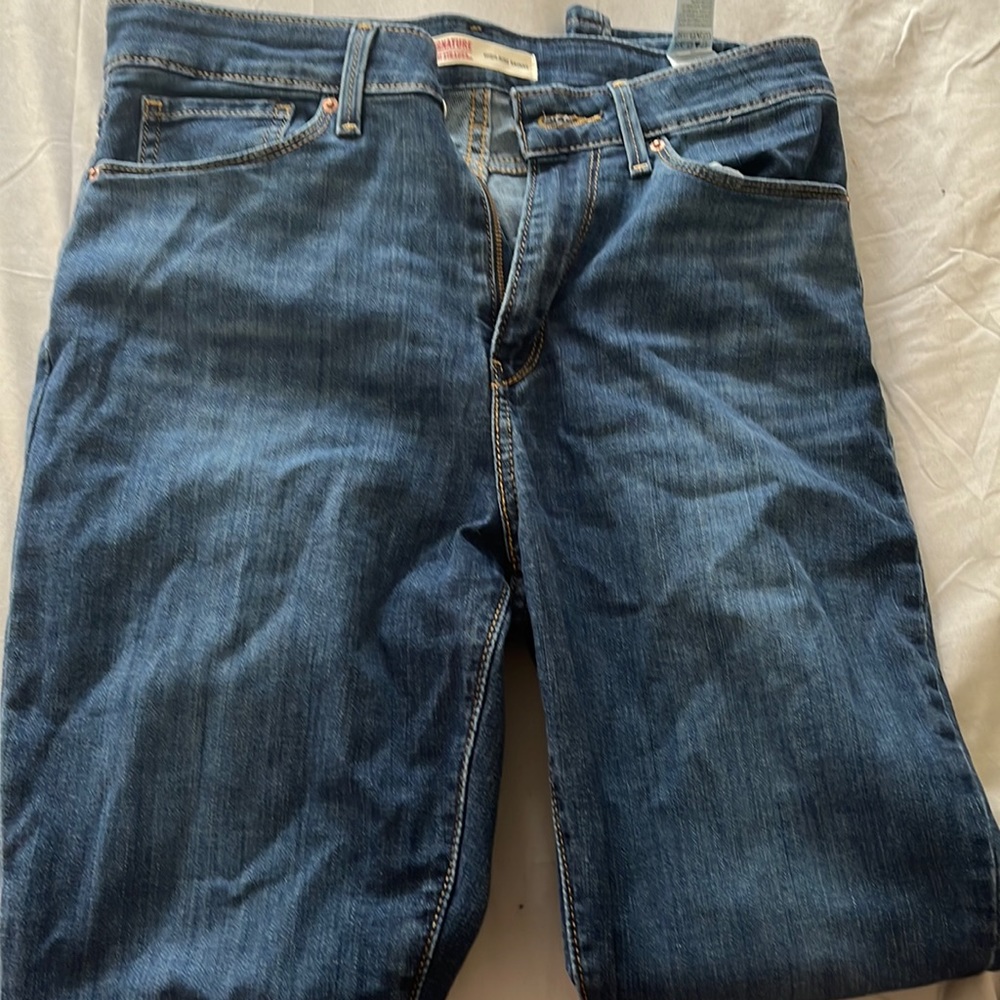 Blue Levi skinny jeans, brand: Levi Strauss signature size: 10L - W30 L32